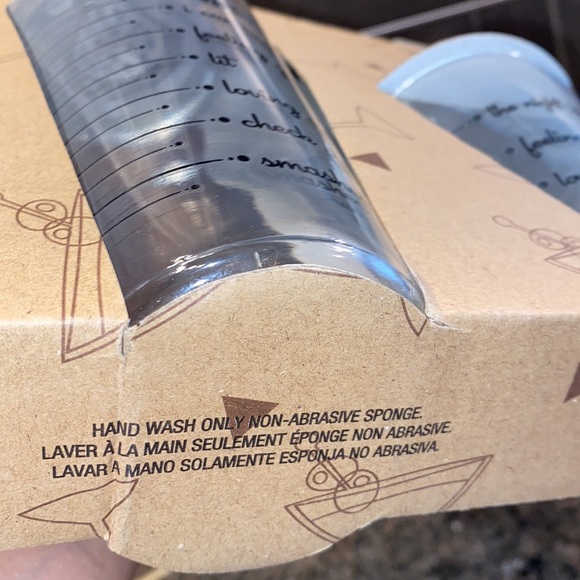 High Spirits Martini Mix Glass Cocktail Shaker And 2 Glasses, 29 FL oz shaker 🍸 - Picture 6 of 6